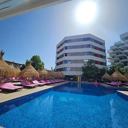 My - Unique Luxury * Năvodari