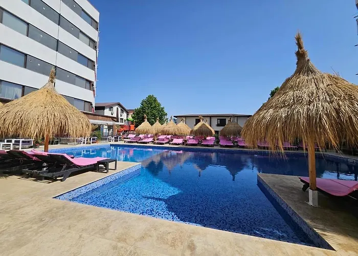 My - Unique Luxury Апартаменты Нэводари